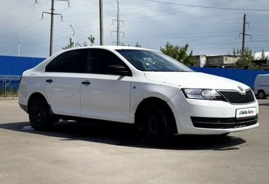 Skoda Rapid 1.6 MT