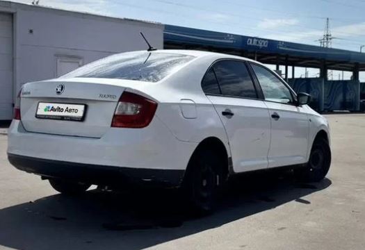 Skoda Rapid 1.6 MT