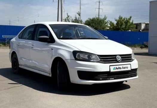 Volkswagen Polo 1.6 MT